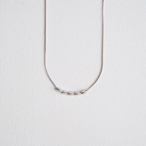 simple necklace