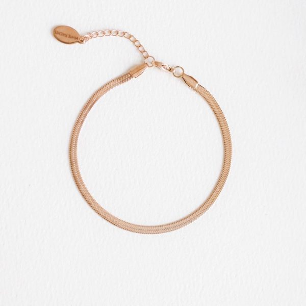 gold bracelet
